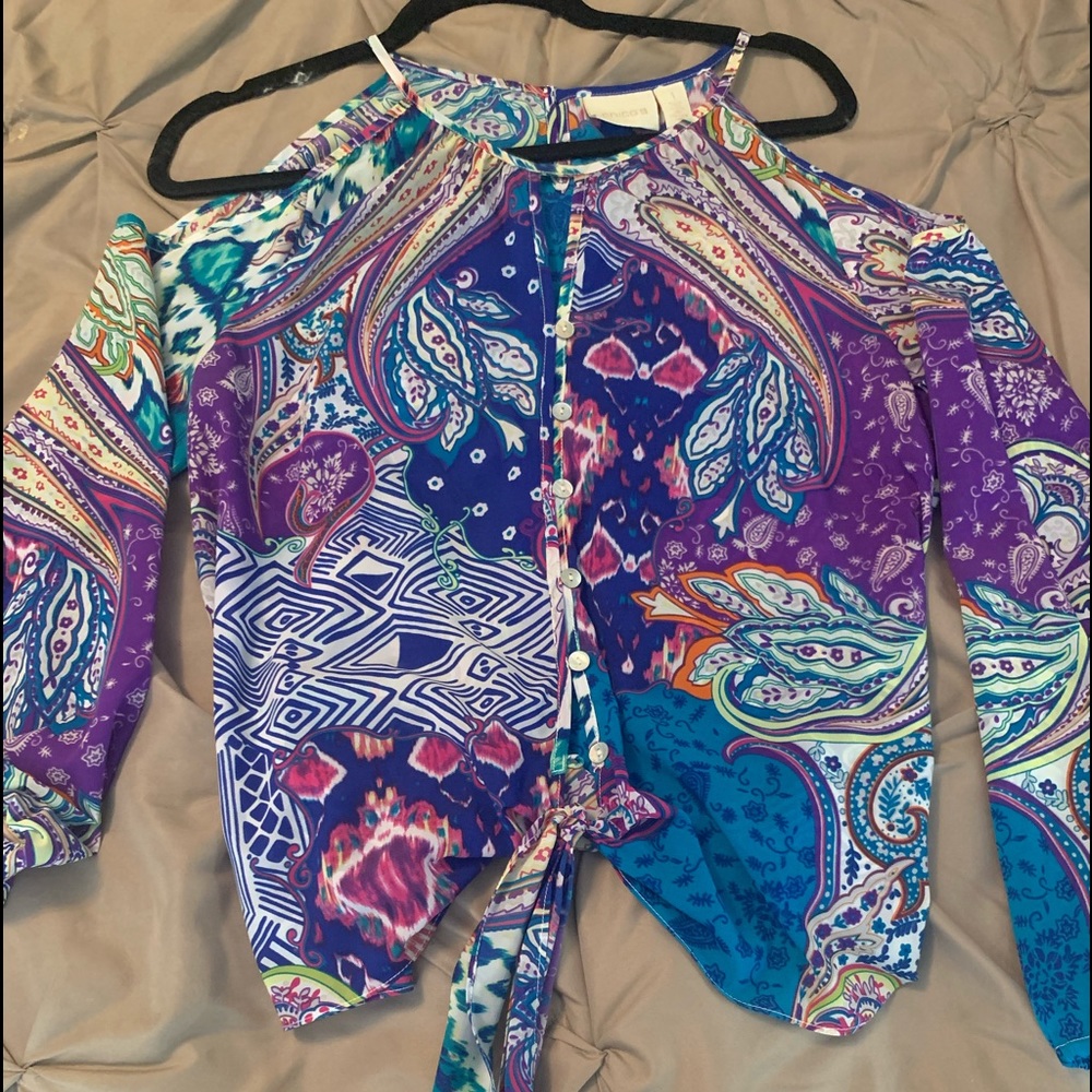 Chico!  Fun and colorful blouse!
